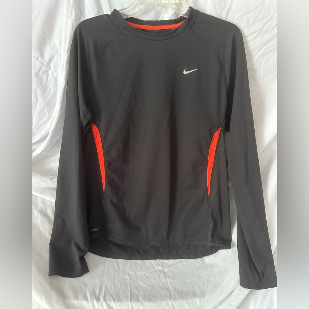 Nike long sleeve -performance tee
